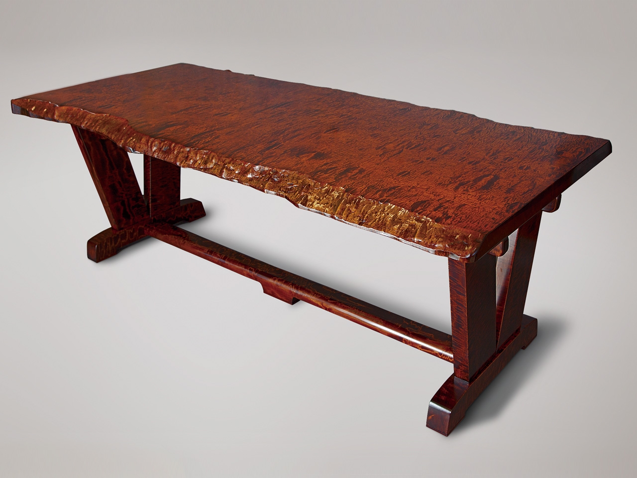 栃縮杢ダイニングテーブル